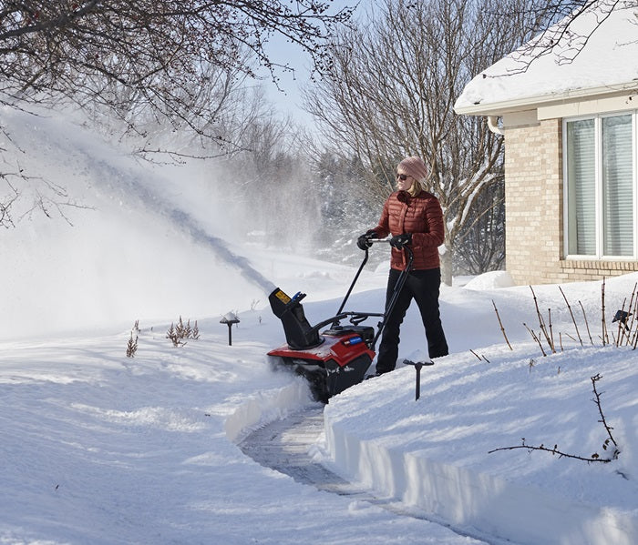 Toro 21" (53 cm) Power Clear 721 R-C Commercial Snow Blower 38754