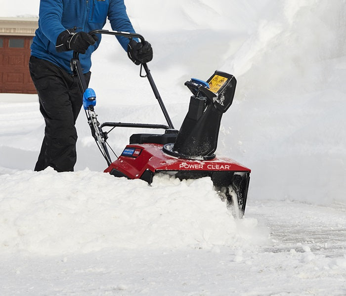 Toro 21" (53 cm) Power Clear 721 QZE Snow Blower 38756